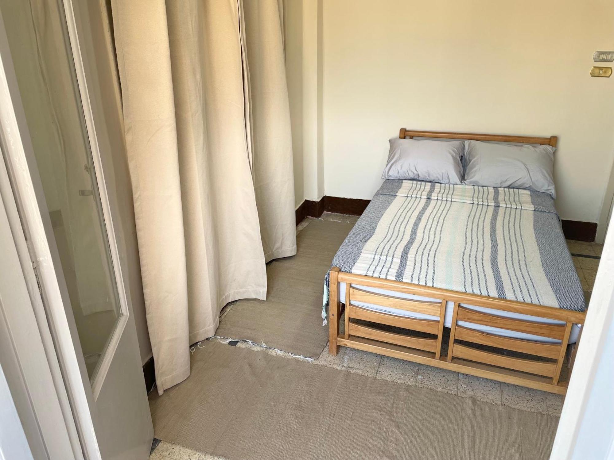 Downtown Flat Near French Institute * Cairo